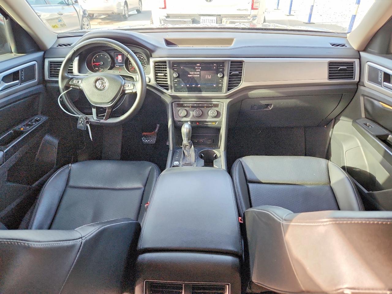 2018 VOLKSWAGEN ATLAS SE photo 22