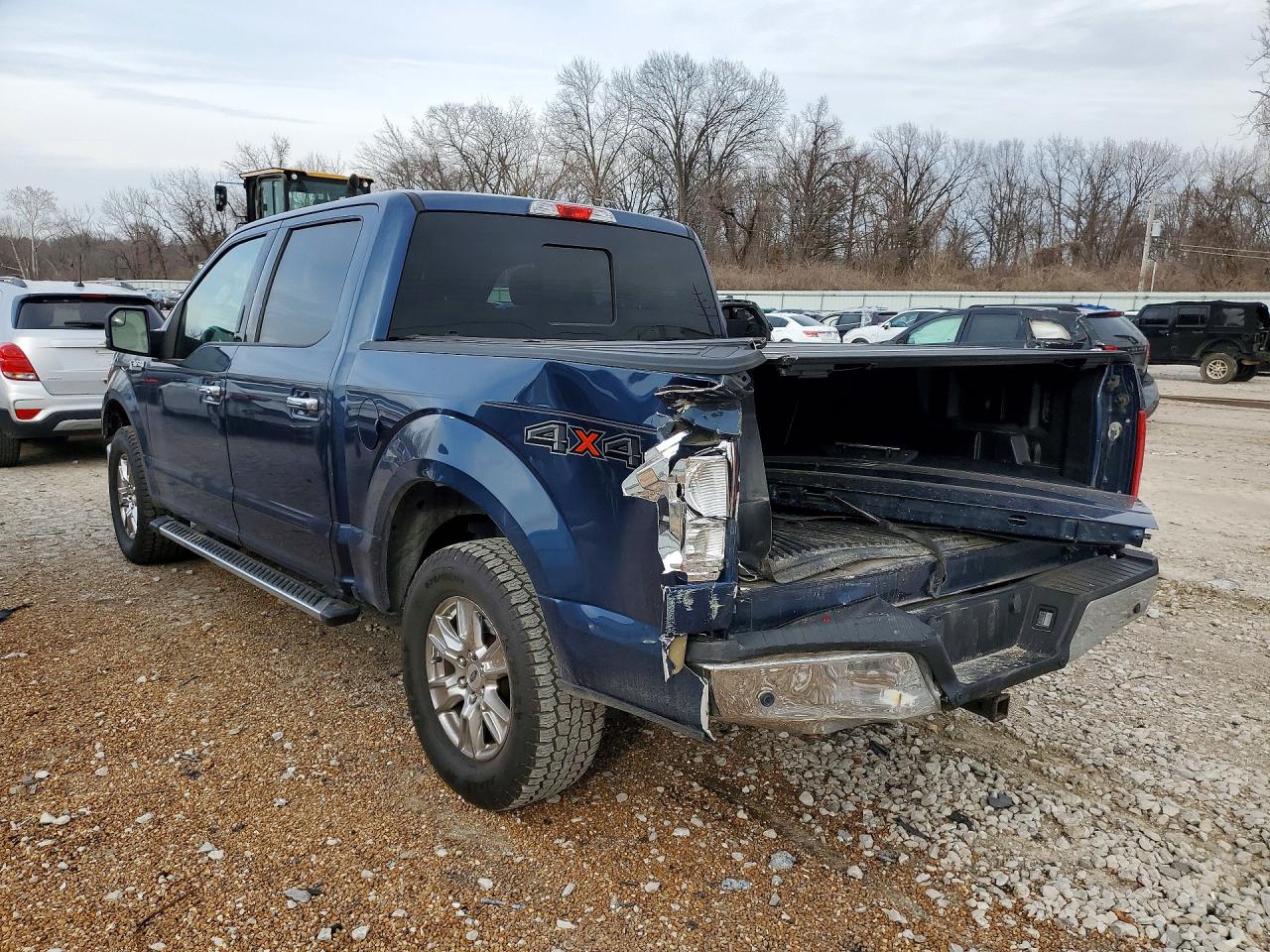 2017 FORD F150 SUPERCREW photo 3