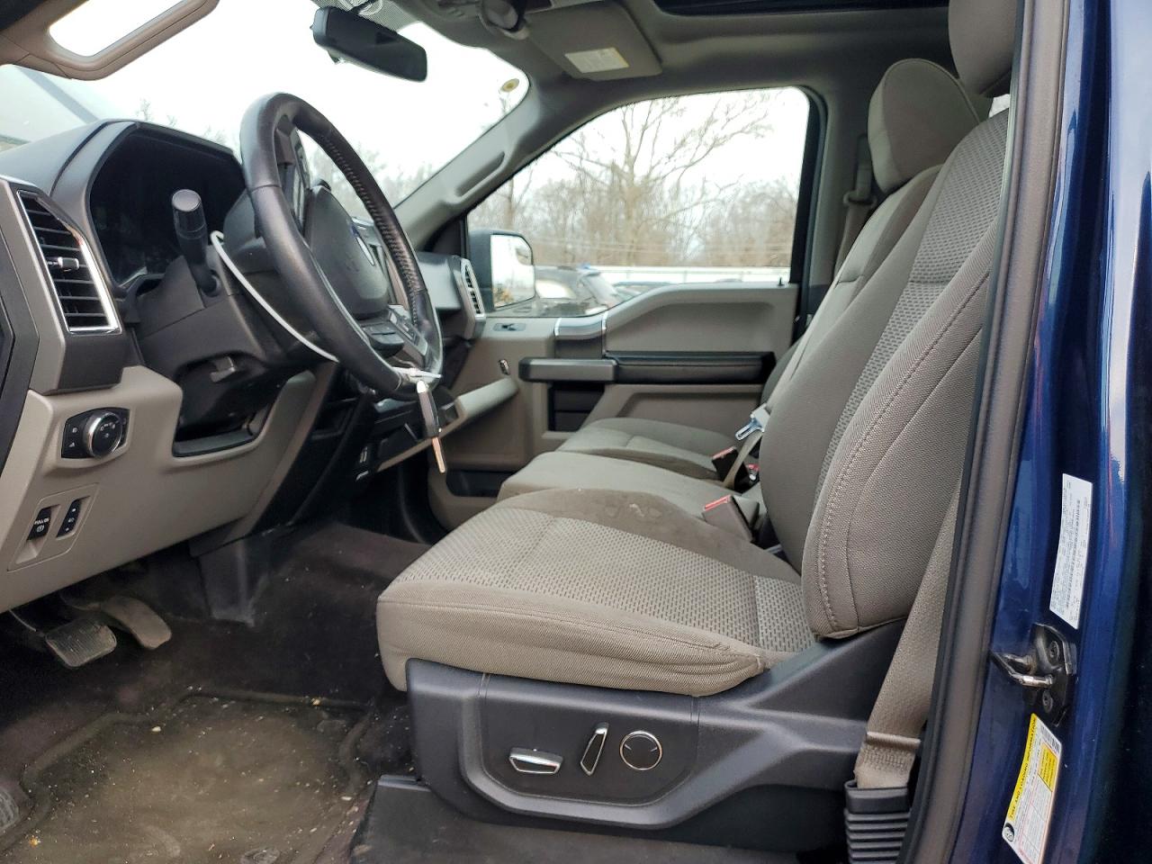 2017 FORD F150 SUPERCREW photo 13