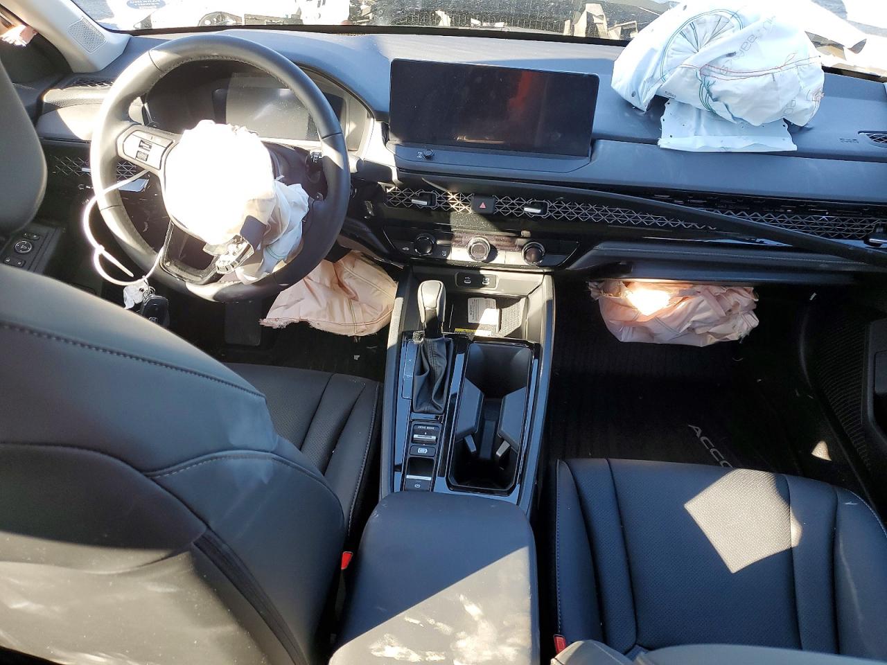 2025 HONDA ACCORD HYBRID EXL photo 8