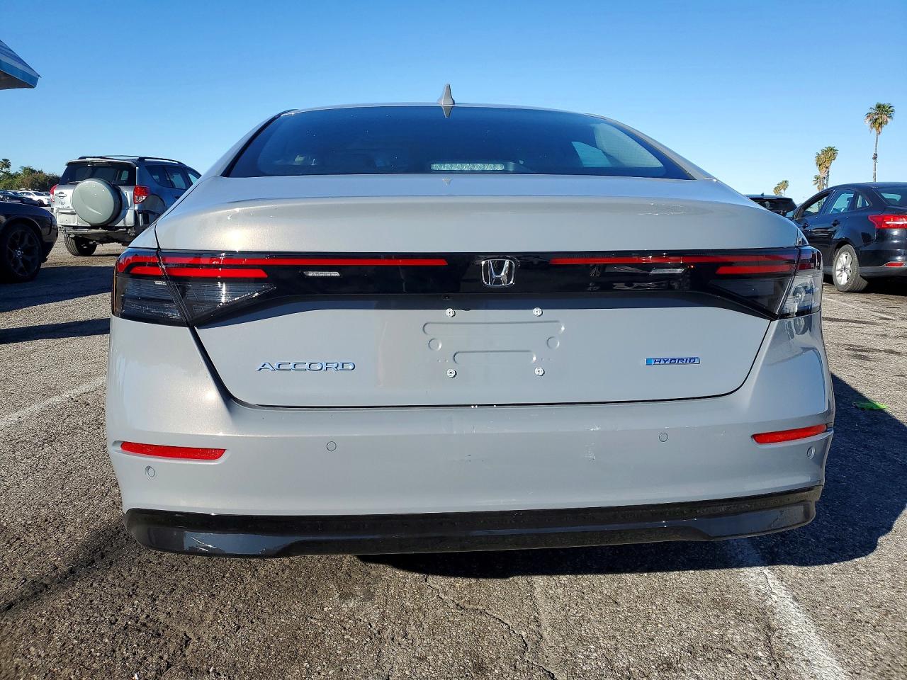 2025 HONDA ACCORD HYBRID EXL photo 6