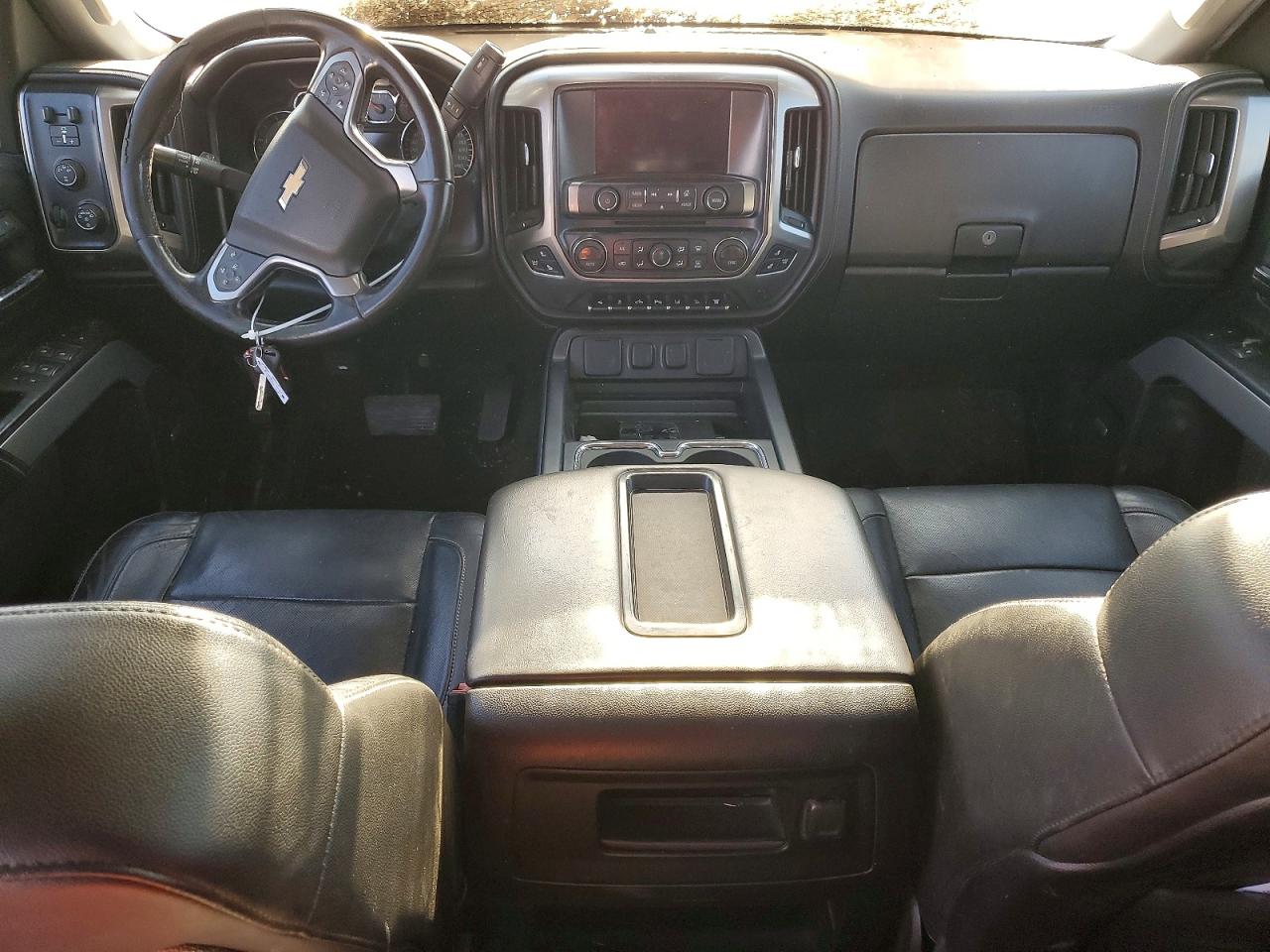2015 CHEVROLET SILVERADO K2500 HEAVY DUTY LTZ photo 29