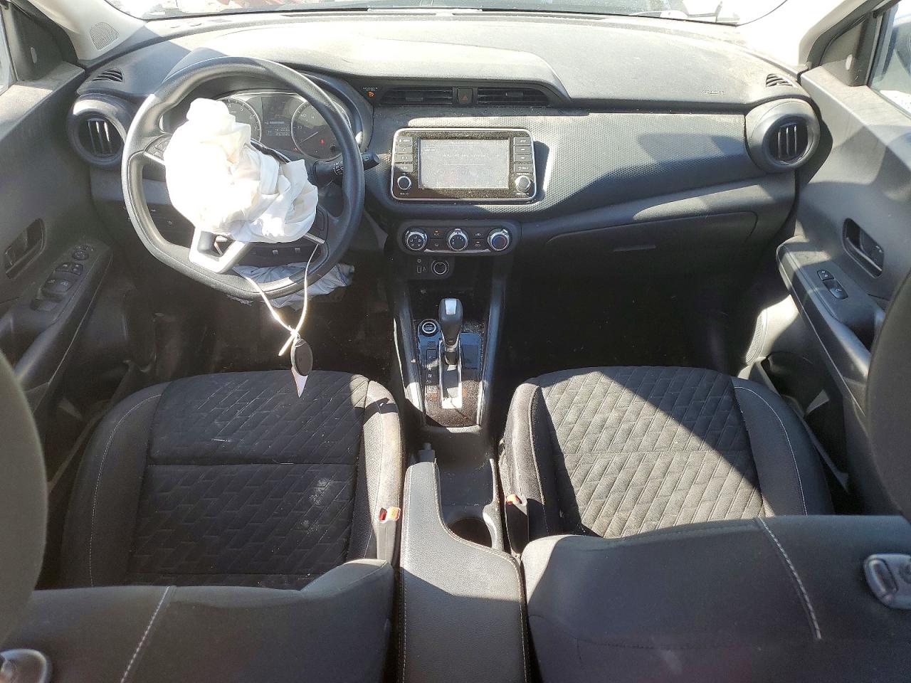 2021 NISSAN KICKS S photo 15