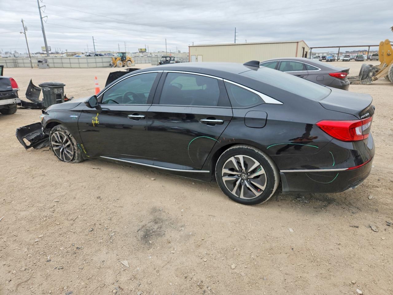 2020 HONDA ACCORD TOURING HYBRID photo 2
