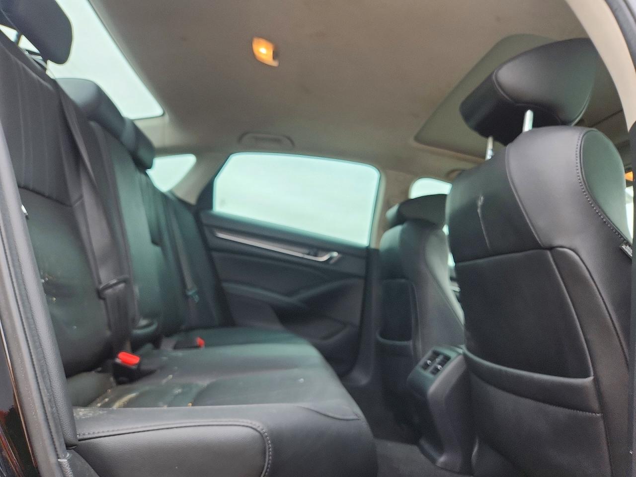 2020 HONDA ACCORD TOURING HYBRID photo 10