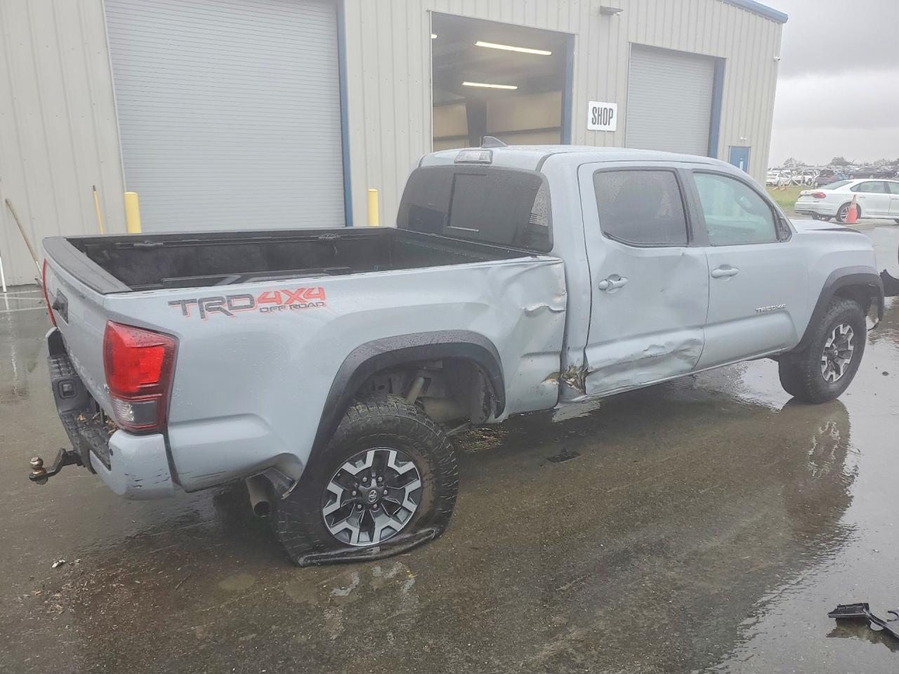 2019 TOYOTA TACOMA TRD OFF-ROAD photo 7