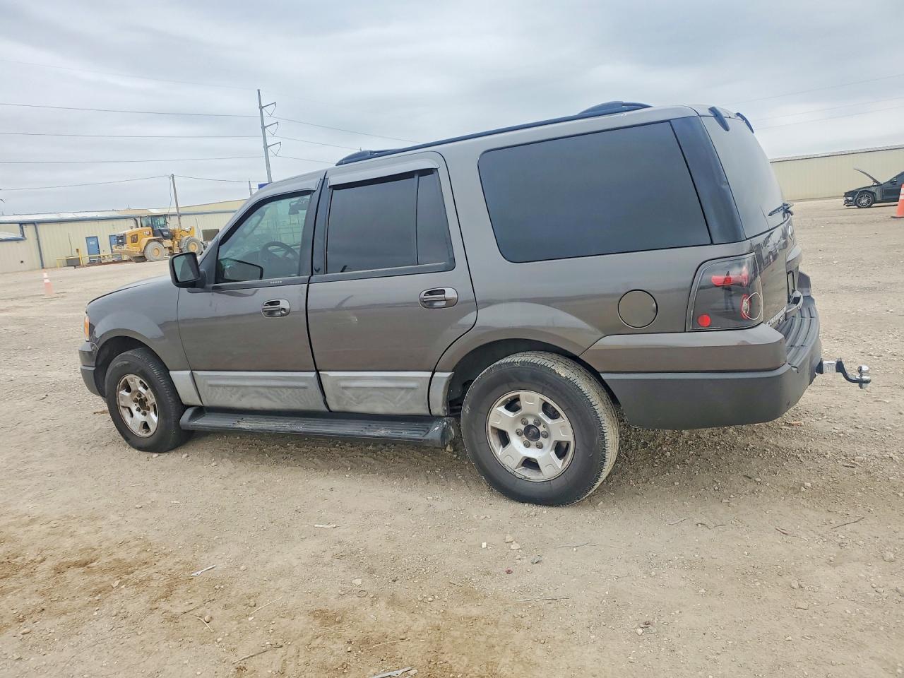 2004 FORD EXPEDITION XLT photo 3