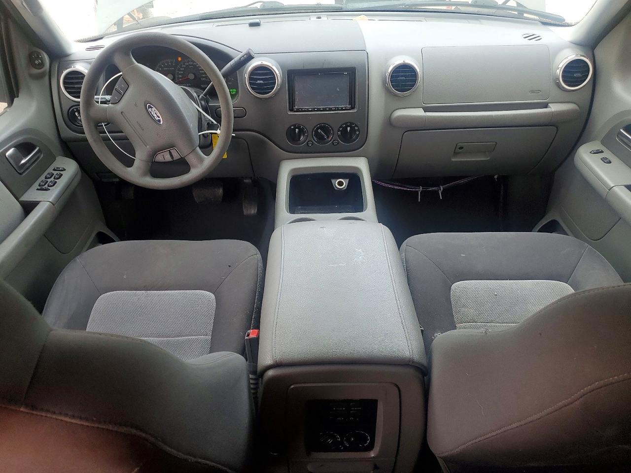 2004 FORD EXPEDITION XLT photo 15