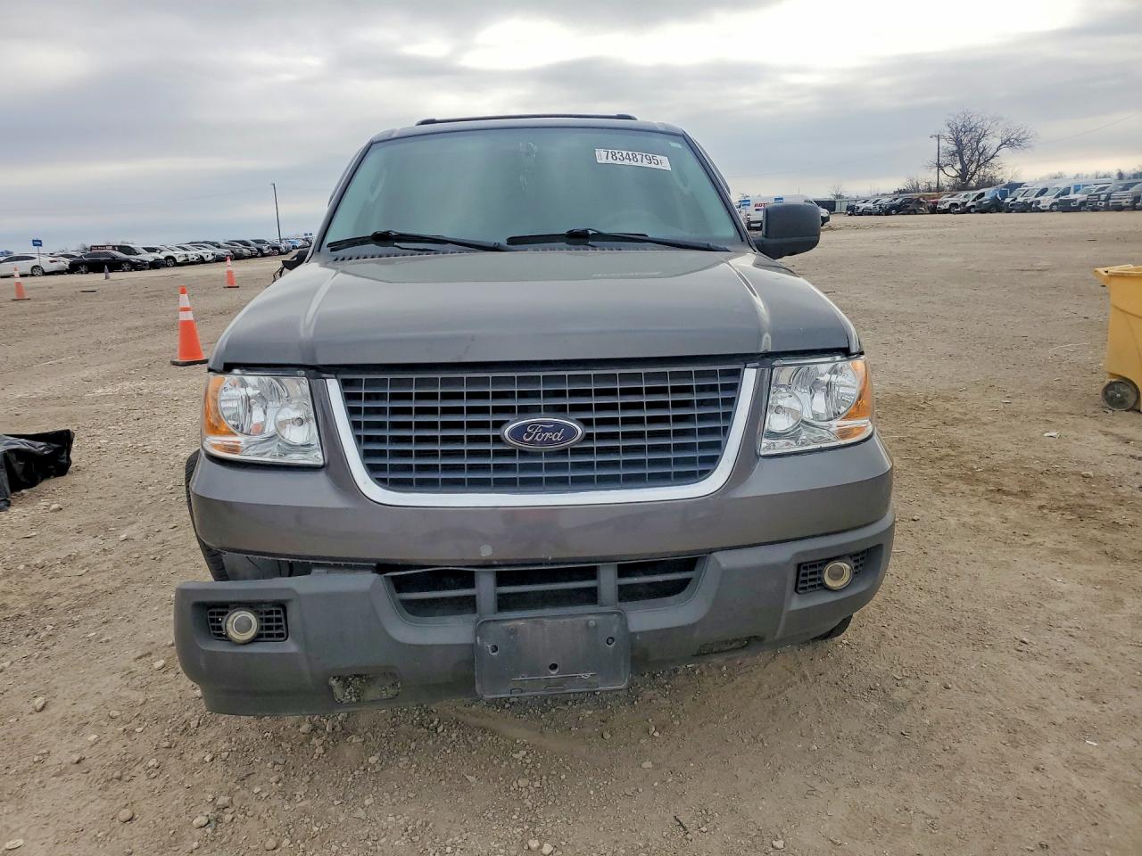 2004 FORD EXPEDITION XLT photo 9
