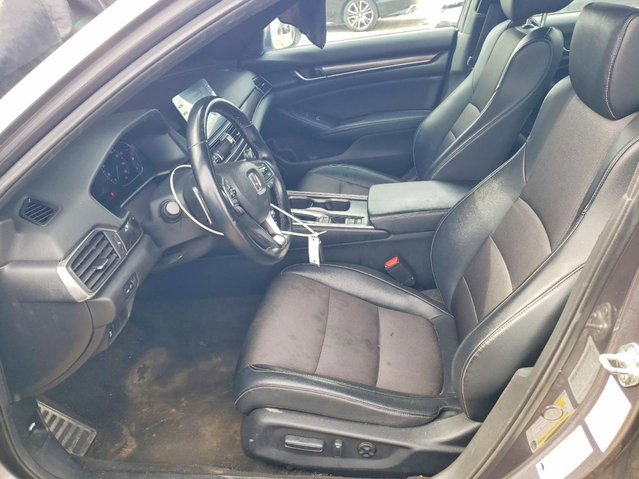 2018 HONDA ACCORD SPORT photo 7