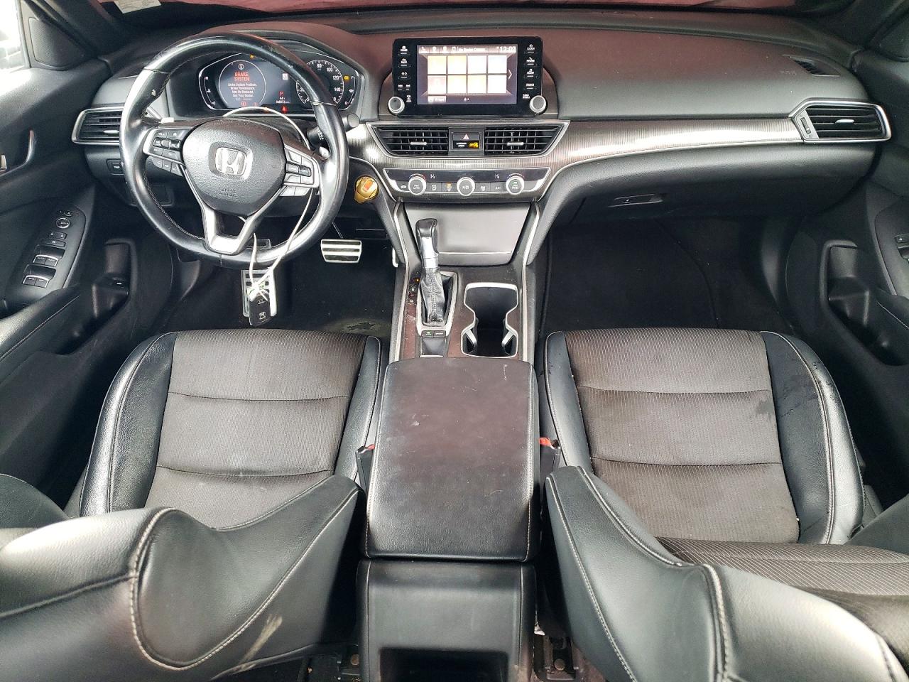 2018 HONDA ACCORD SPORT photo 8