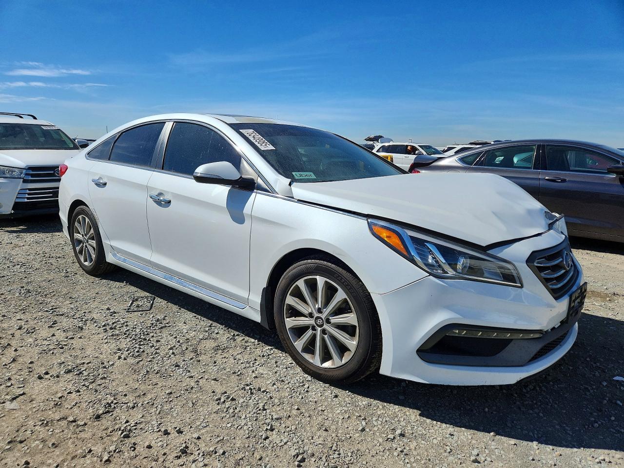 2017 HYUNDAI SONATA photo 4
