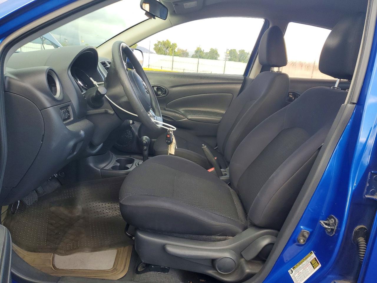 2012 NISSAN VERSA S photo 7