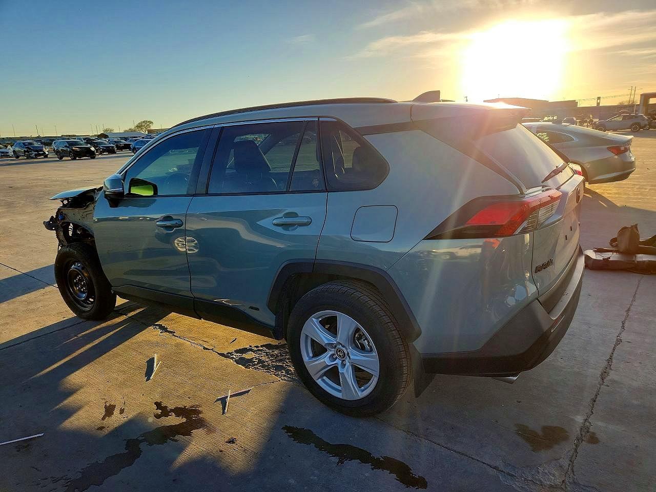 2022 TOYOTA RAV4 photo 2