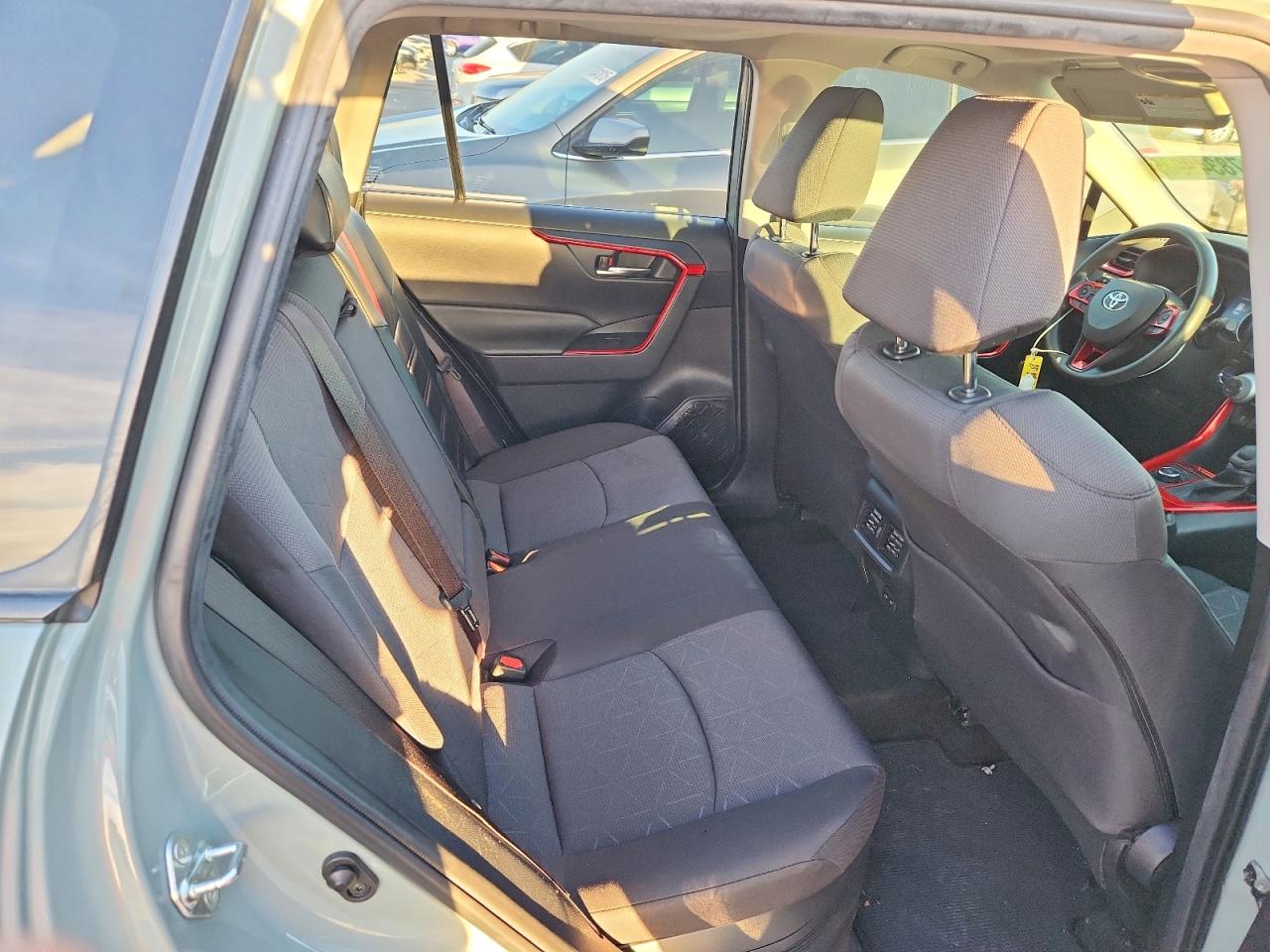 2022 TOYOTA RAV4 photo 10