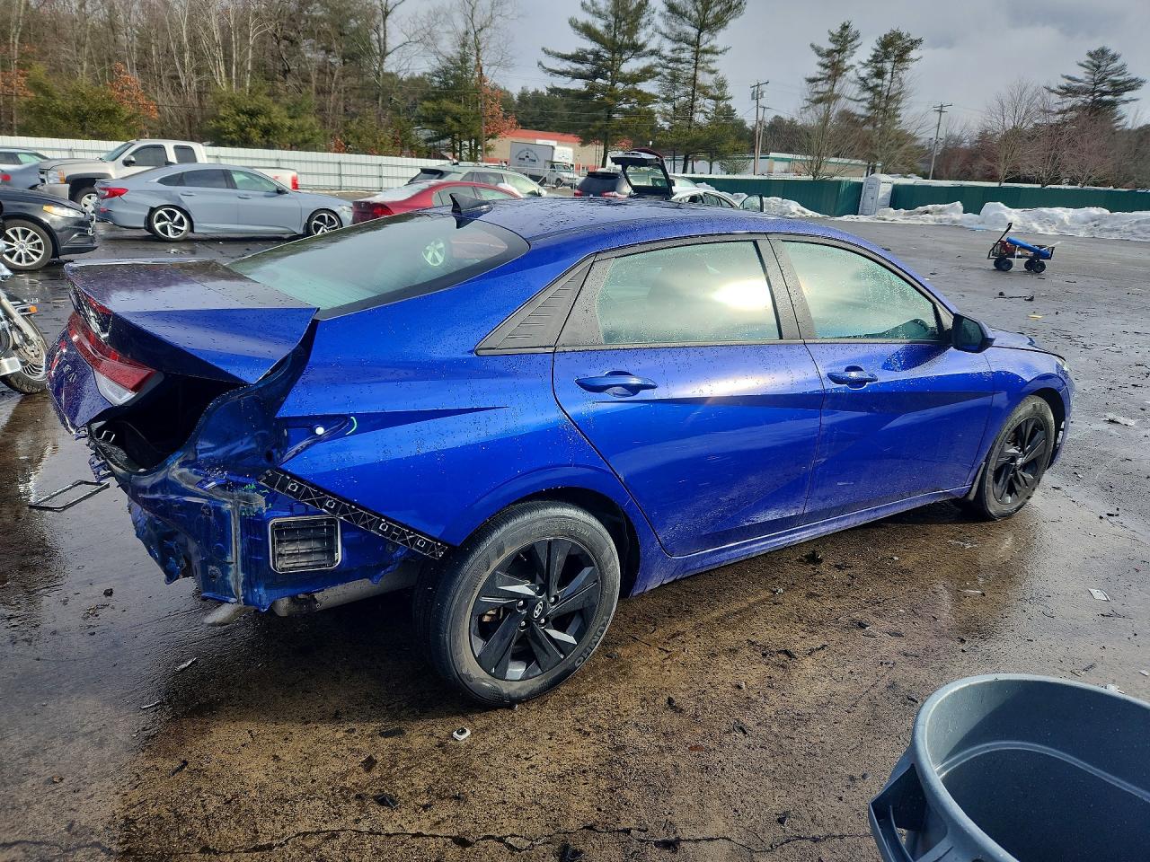2023 HYUNDAI ELANTRA SEL photo 3