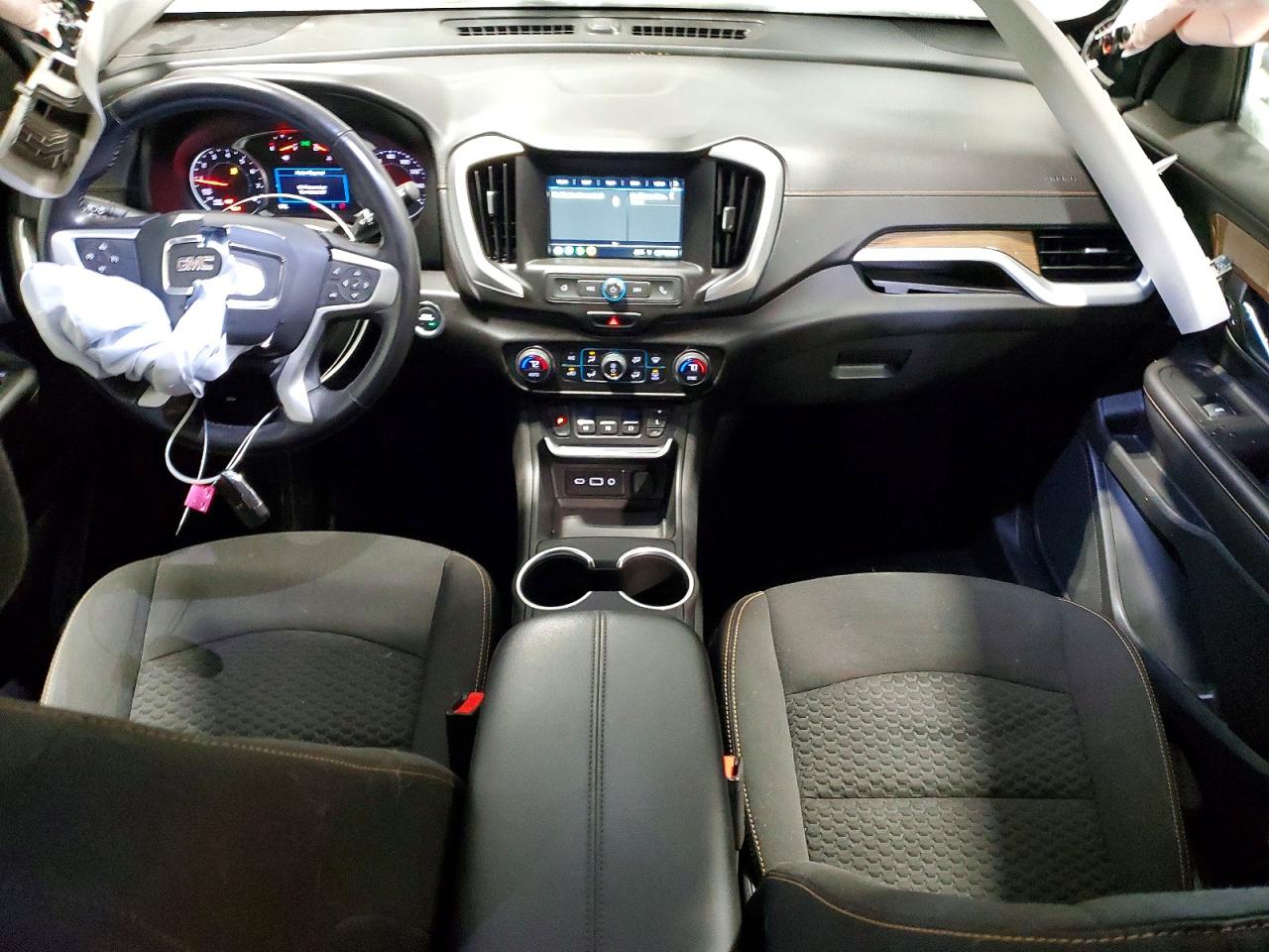 2019 GMC TERRAIN SLE photo 8