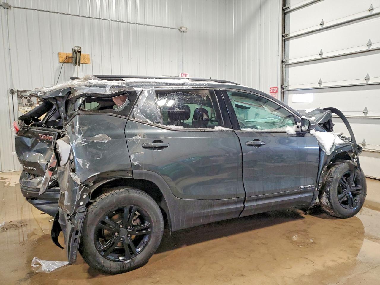 2019 GMC TERRAIN SLE photo 3