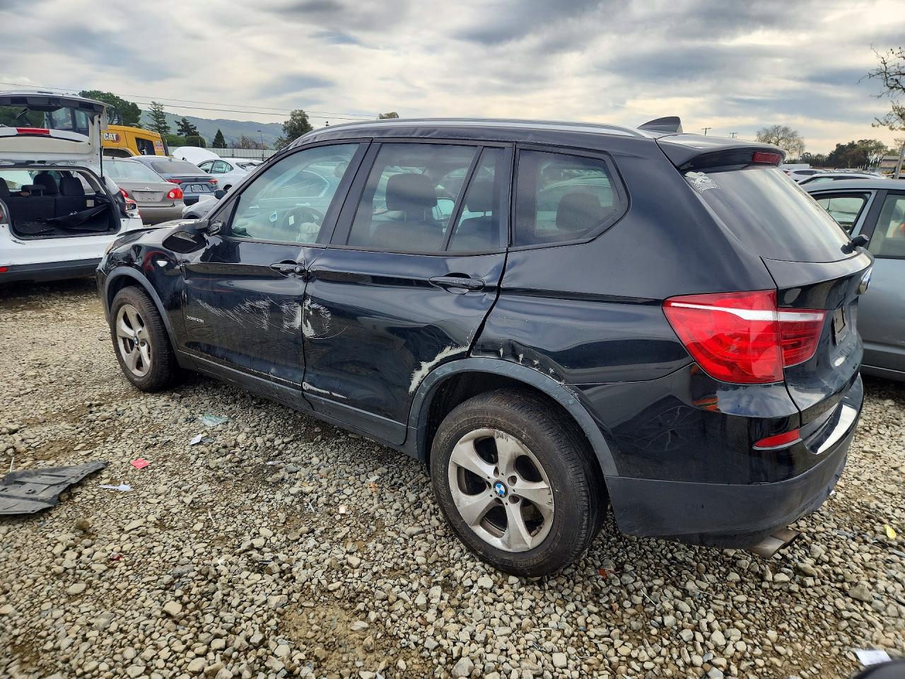 2011 BMW X3 XDRIVE28I photo 2