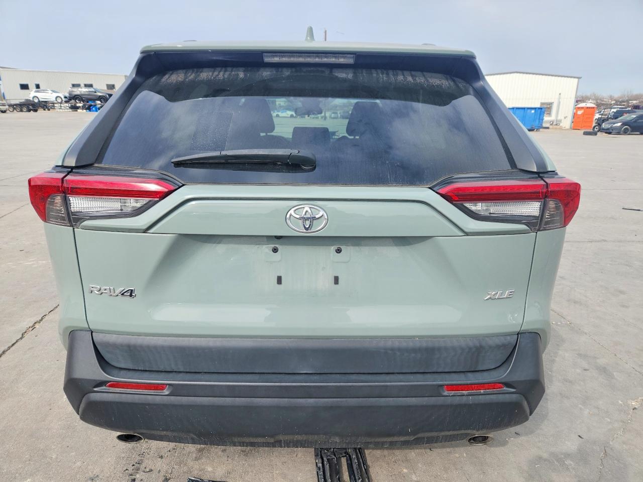 2019 TOYOTA RAV4 XLE PREMIUM photo 11