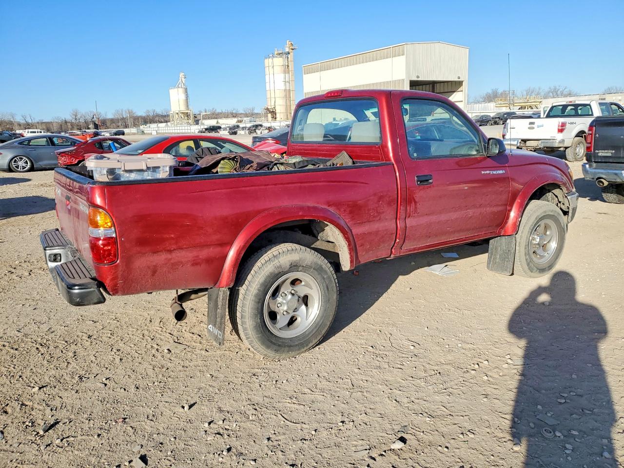 2002 TOYOTA TACOMA BASE photo 5
