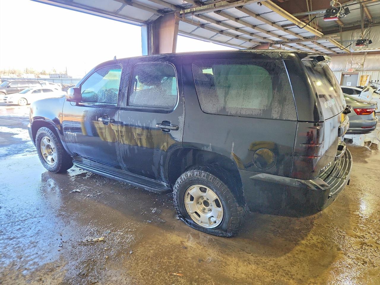 2012 CHEVROLET TAHOE K1500 LT photo 2