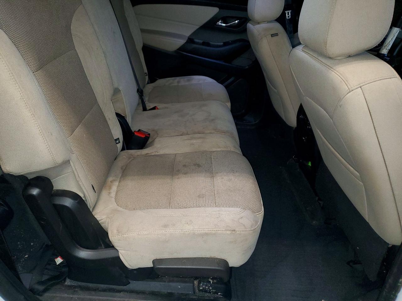 2023 CHEVROLET TRAVERSE LS photo 21