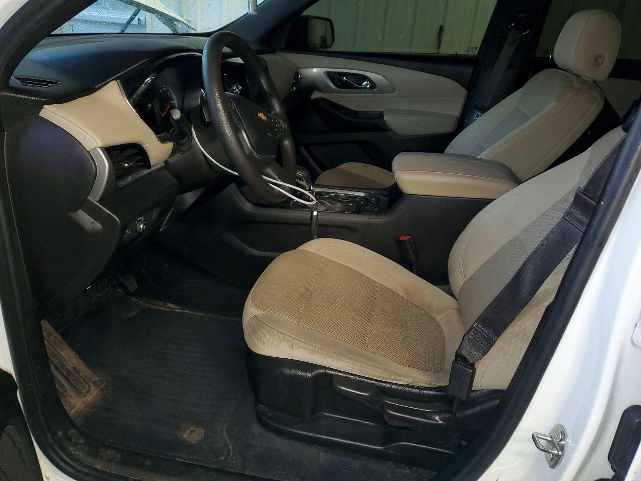 2023 CHEVROLET TRAVERSE LS photo 13
