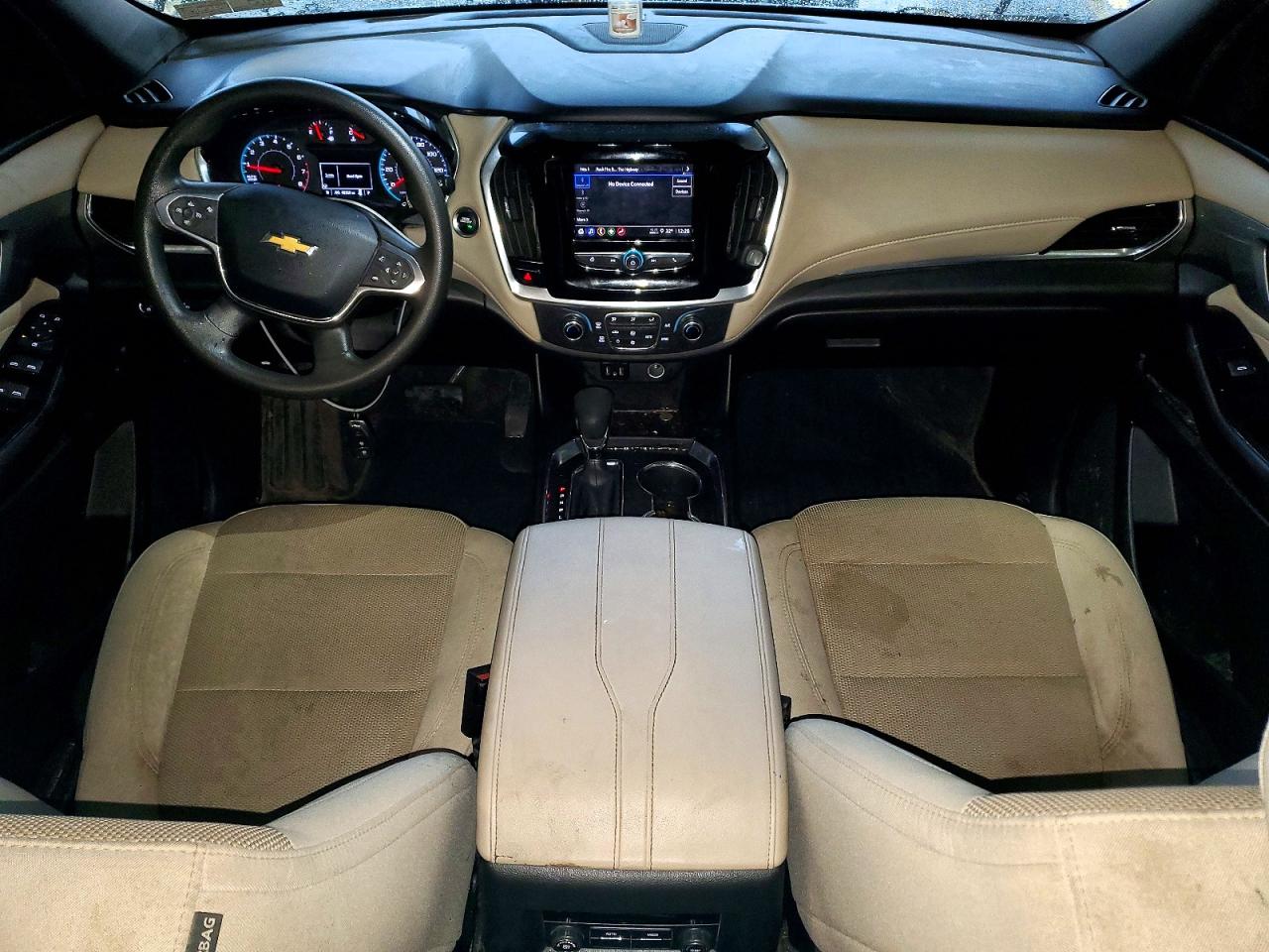 2023 CHEVROLET TRAVERSE LS photo 15