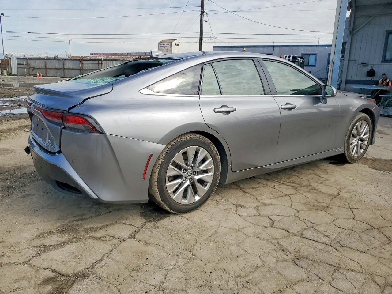 2021 TOYOTA MIRAI XLE photo 5