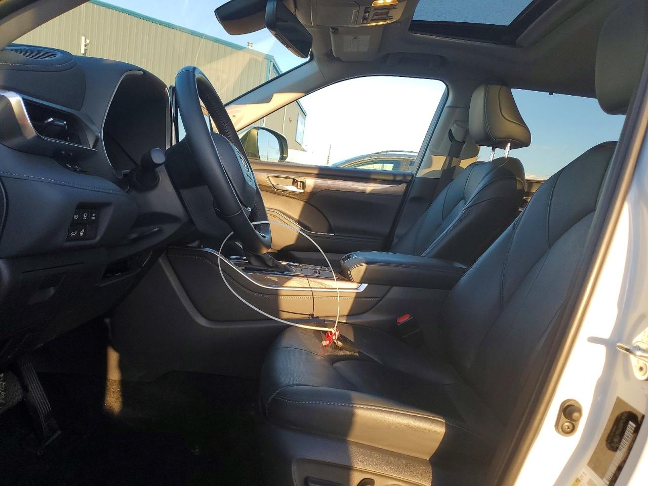 2024 TOYOTA HIGHLANDER HYBRID LIMITED photo 7