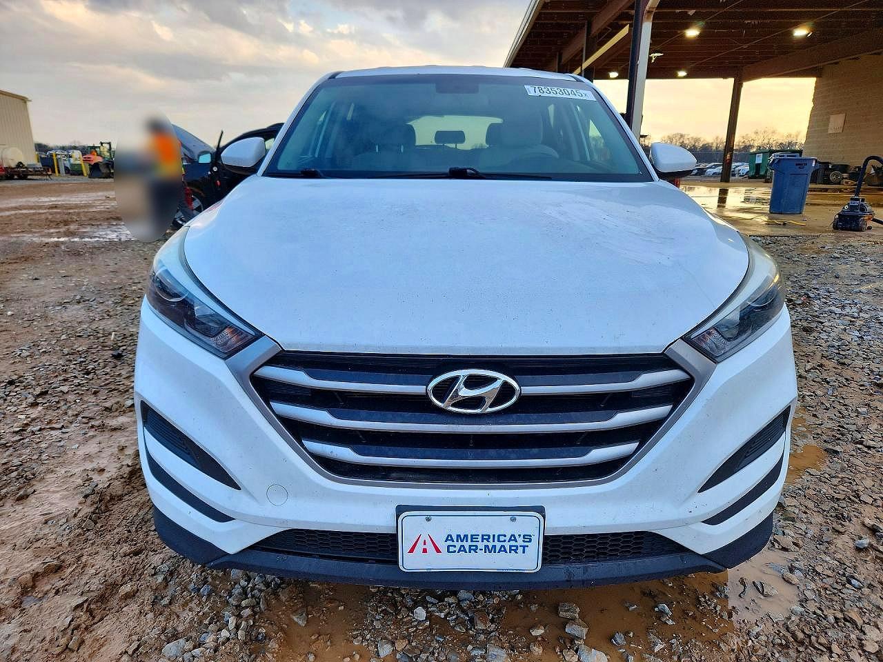2018 HYUNDAI TUCSON SE photo 9