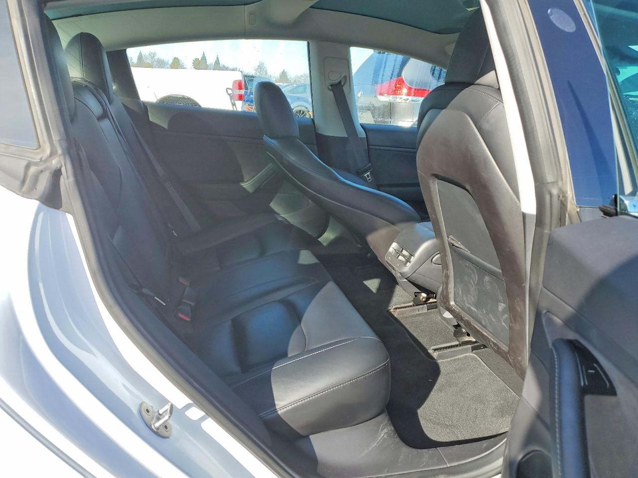 2018 TESLA MODEL 3 photo 28