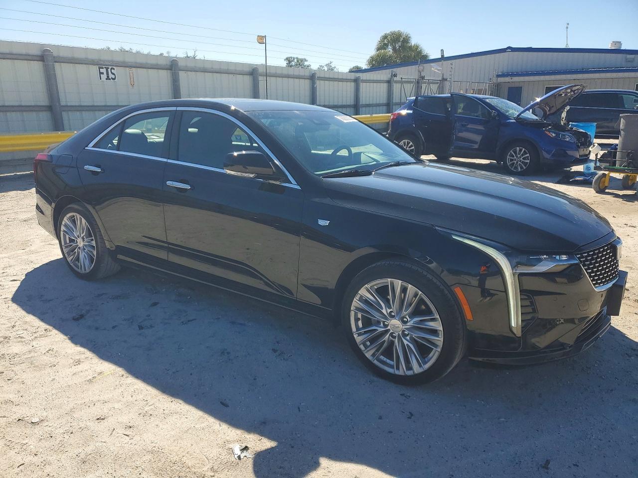 2022 CADILLAC CT4 PREMIUM LUXURY photo 4