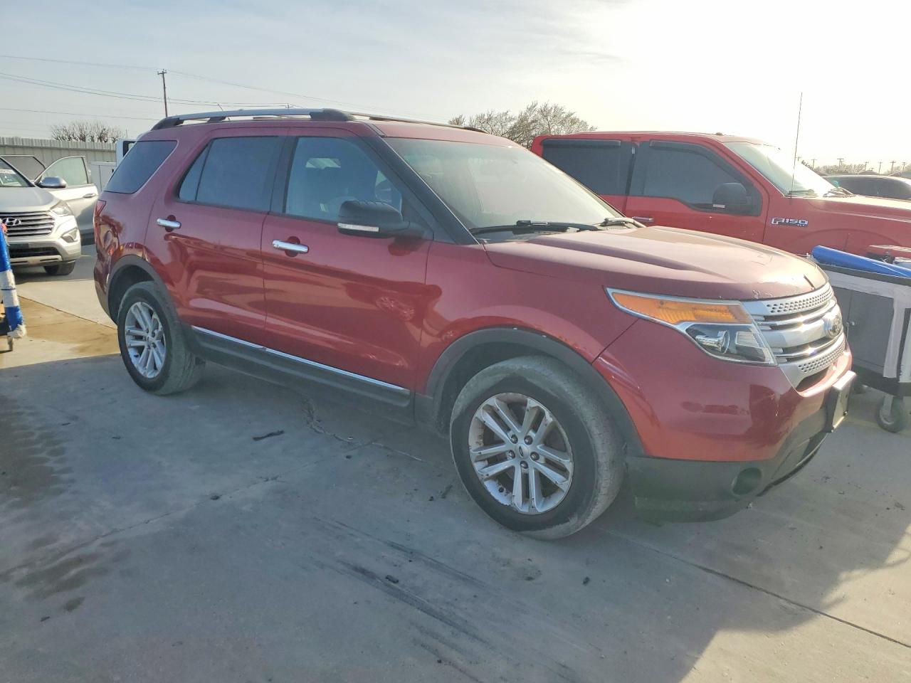 2014 FORD EXPLORER XLT photo 7