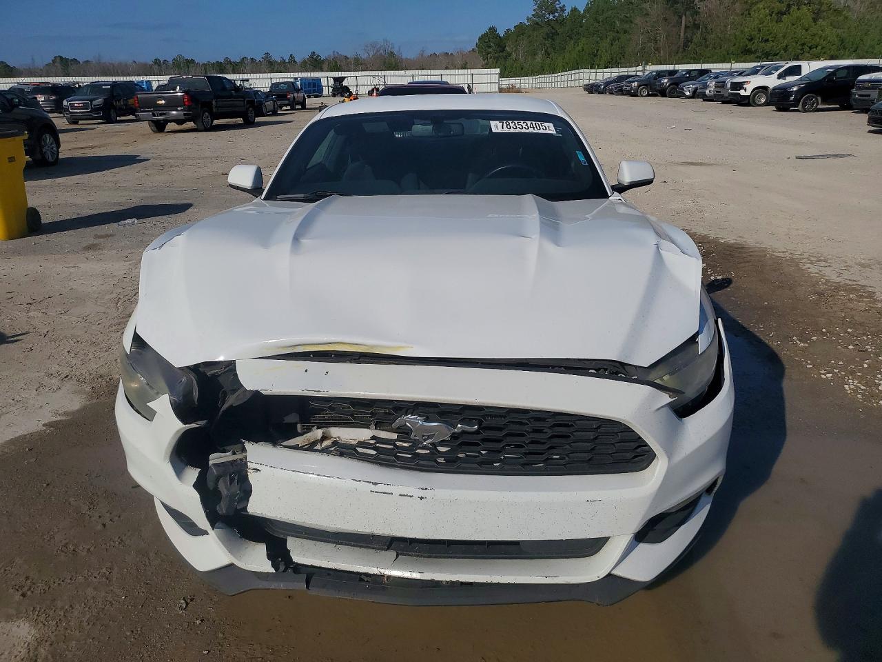 2017 FORD MUSTANG photo 5