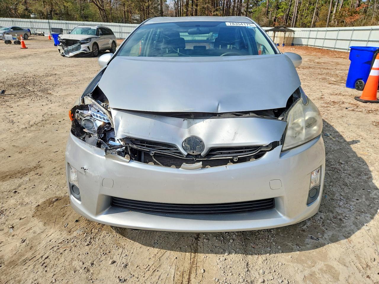 2011 TOYOTA PRIUS TWO photo 5