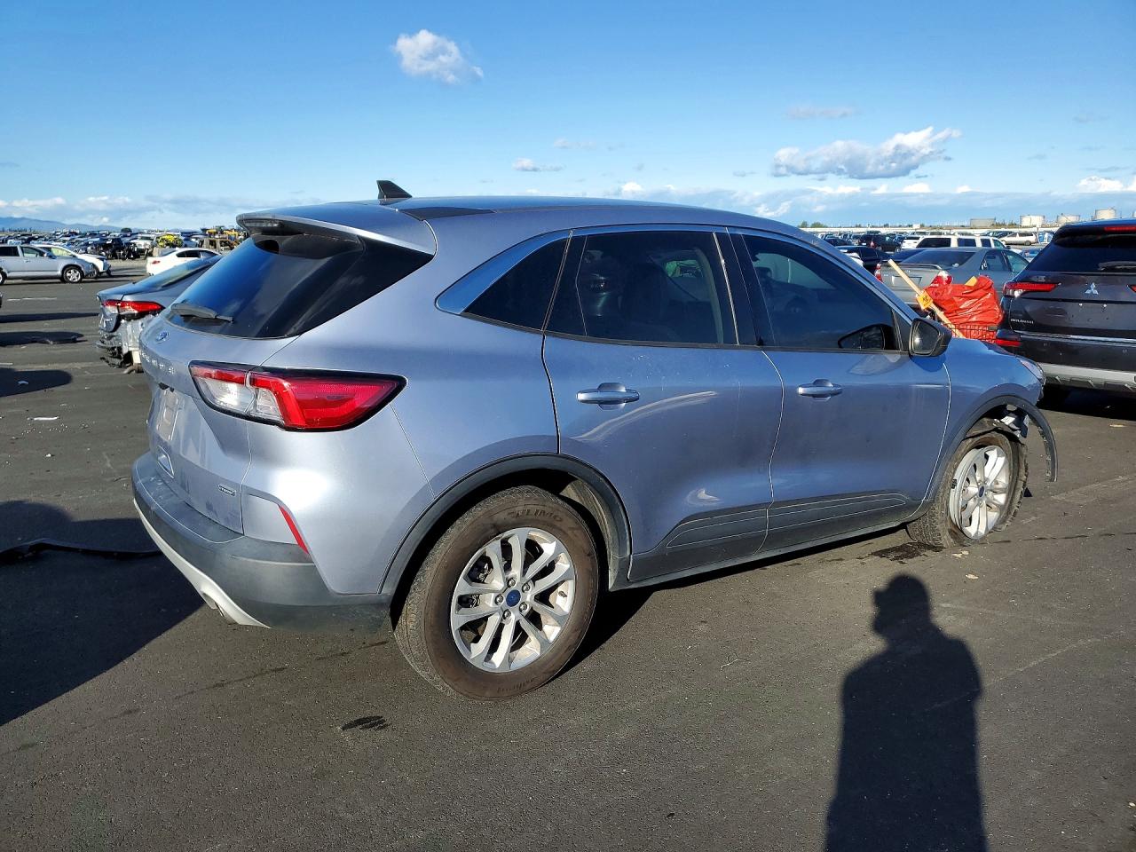 2022 FORD ESCAPE SE photo 5