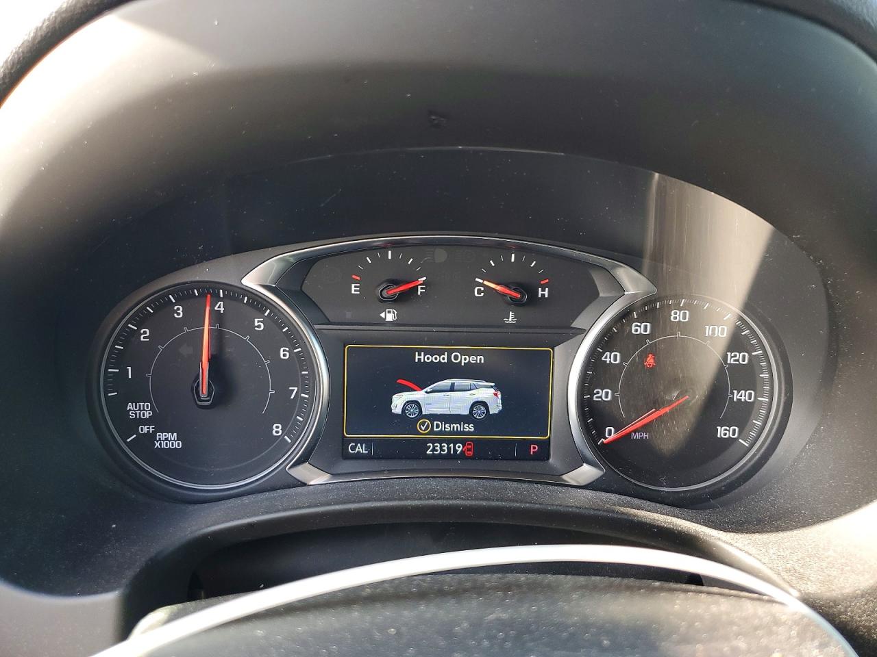 2024 GMC TERRAIN SLT photo 9