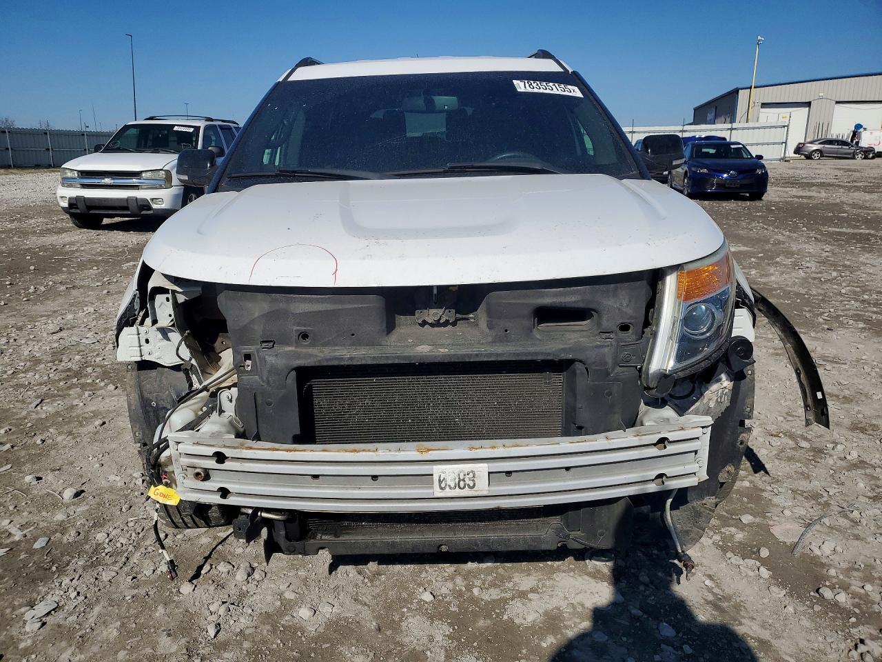 2015 FORD EXPLORER XLT photo 5