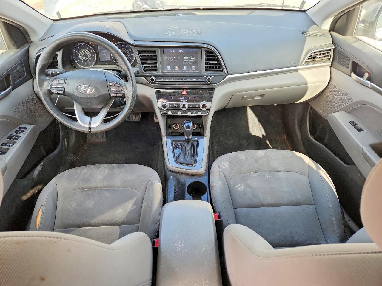 2020 HYUNDAI ELANTRA SEL photo 15