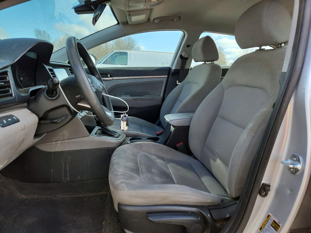 2020 HYUNDAI ELANTRA SEL photo 13
