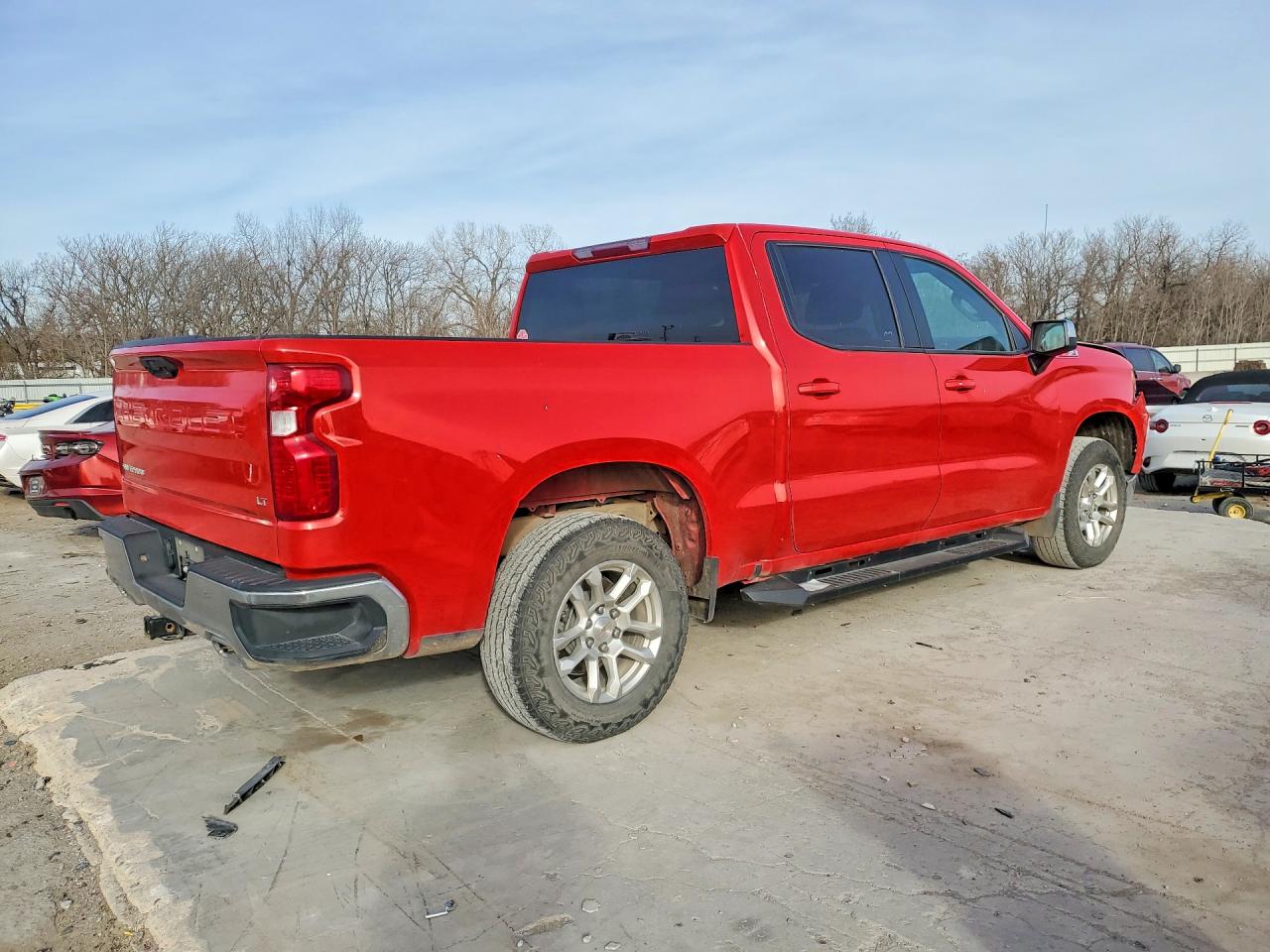 2024 CHEVROLET SILVERADO K1500 LT photo 5