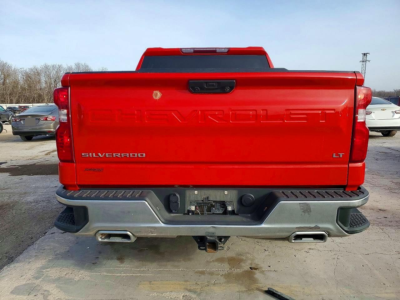 2024 CHEVROLET SILVERADO K1500 LT photo 11