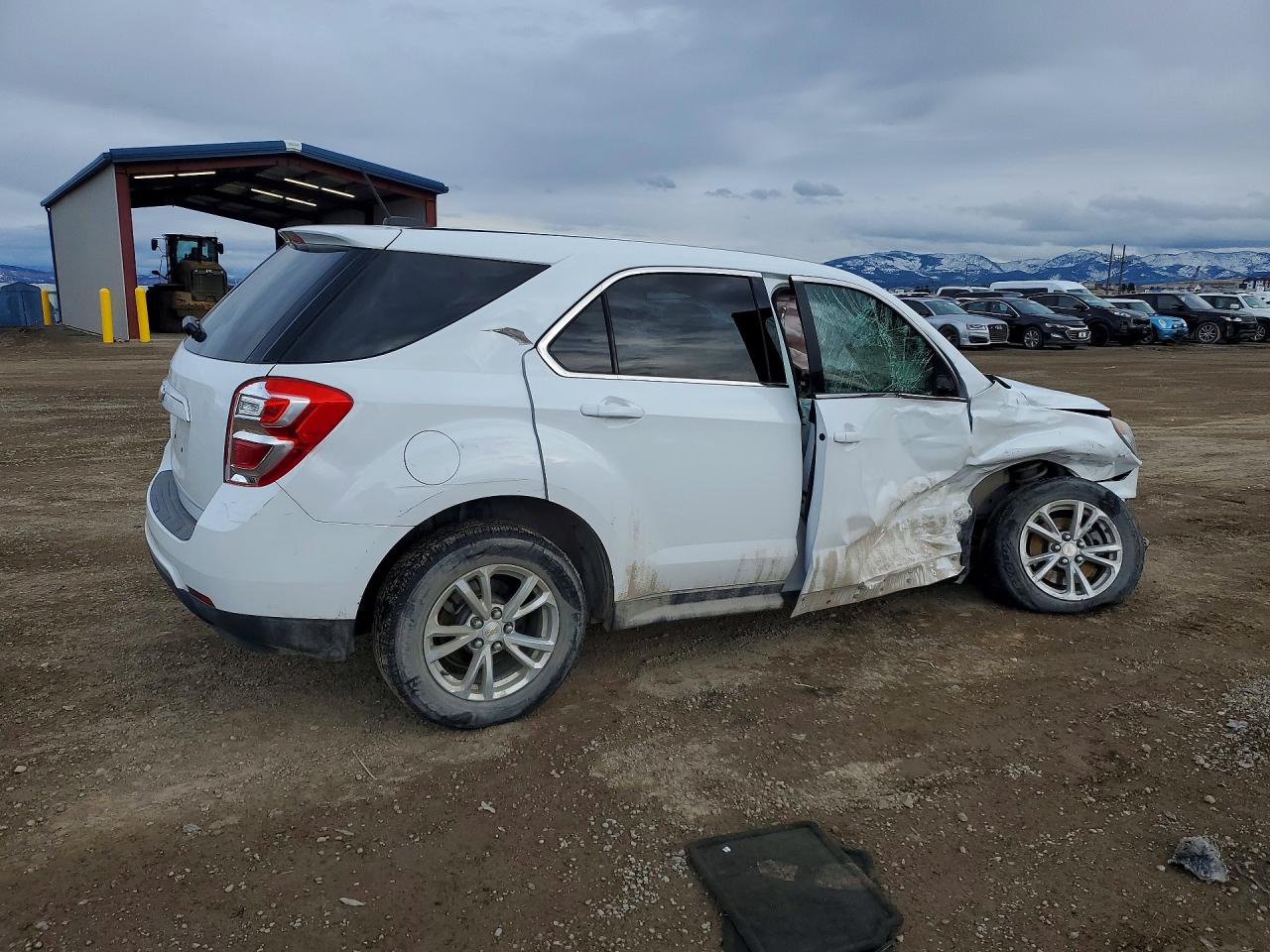 2017 CHEVROLET EQUINOX LS photo 5