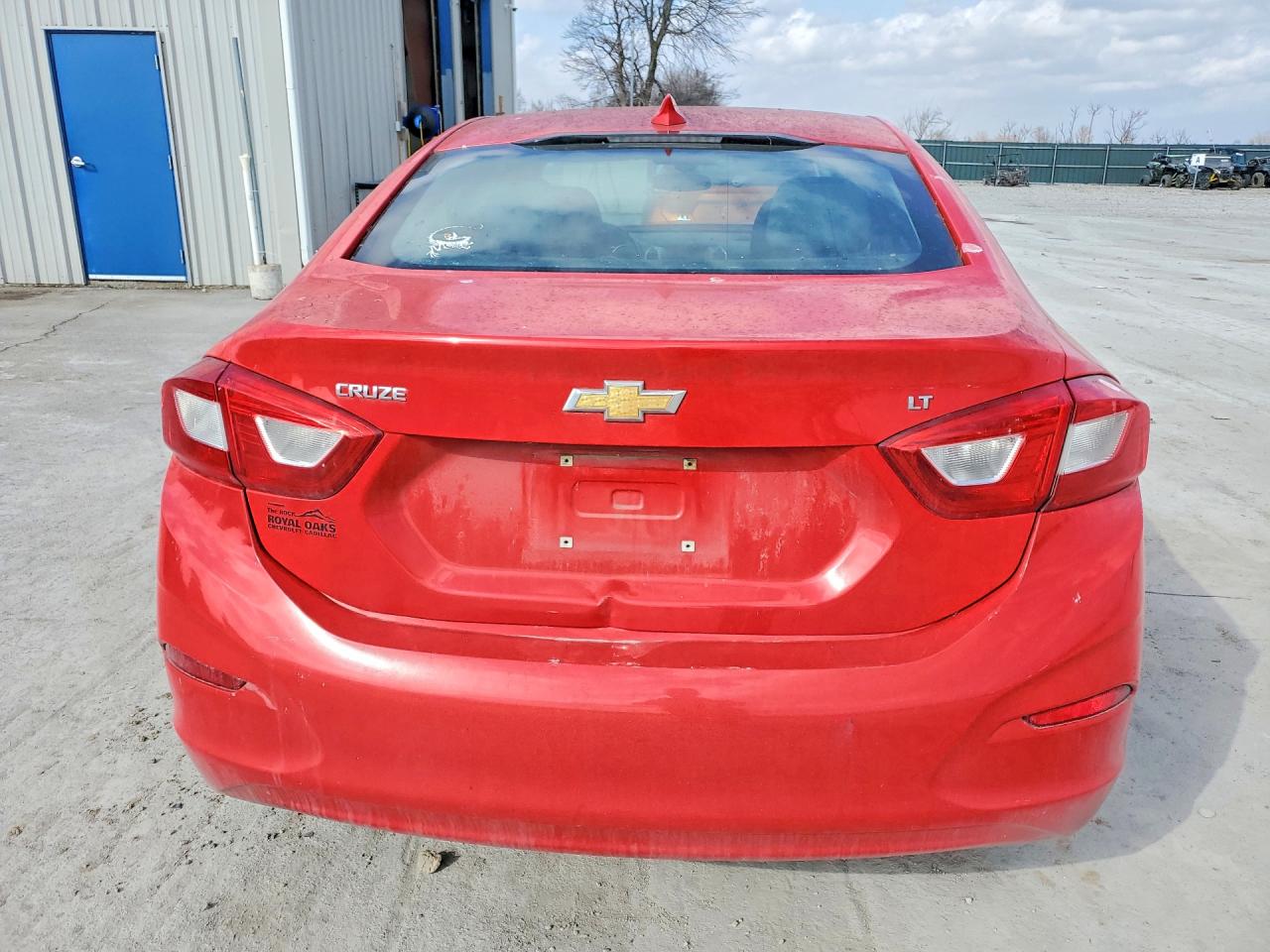 2017 CHEVROLET CRUZE LT photo 6