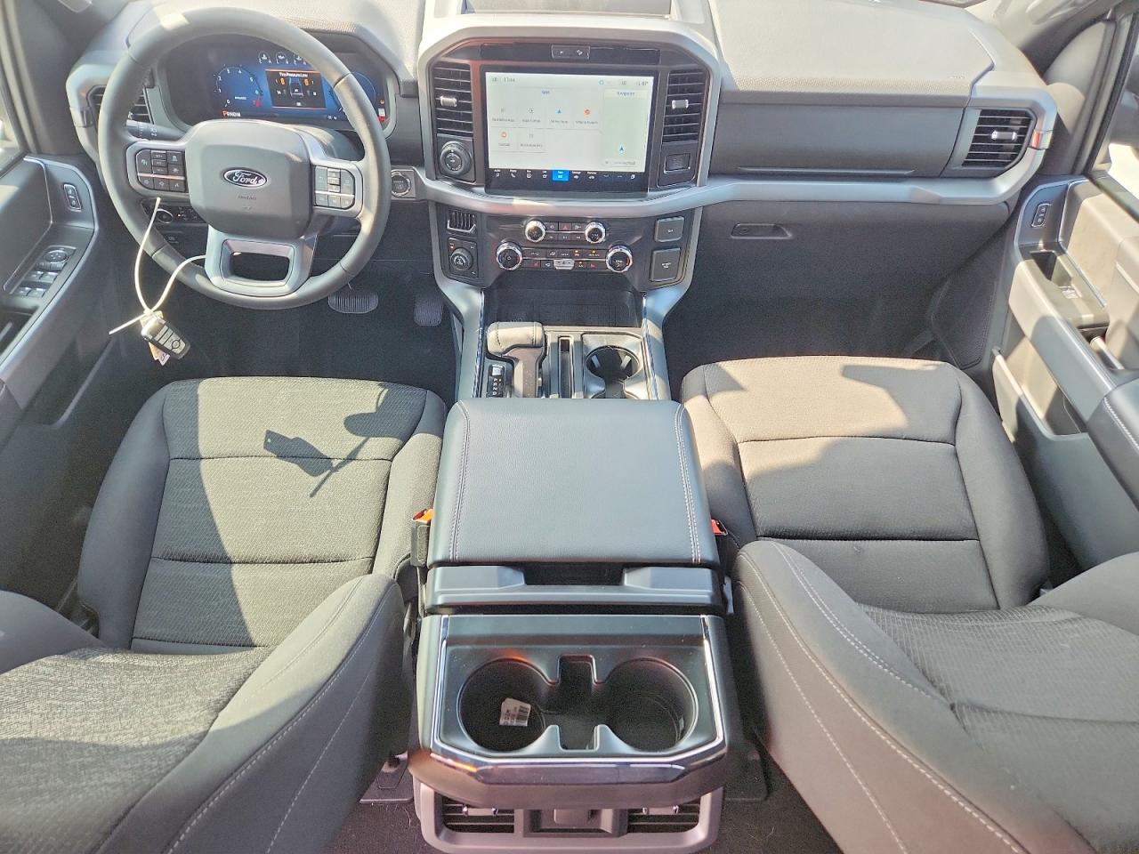 2025 FORD F150 XLT photo 15