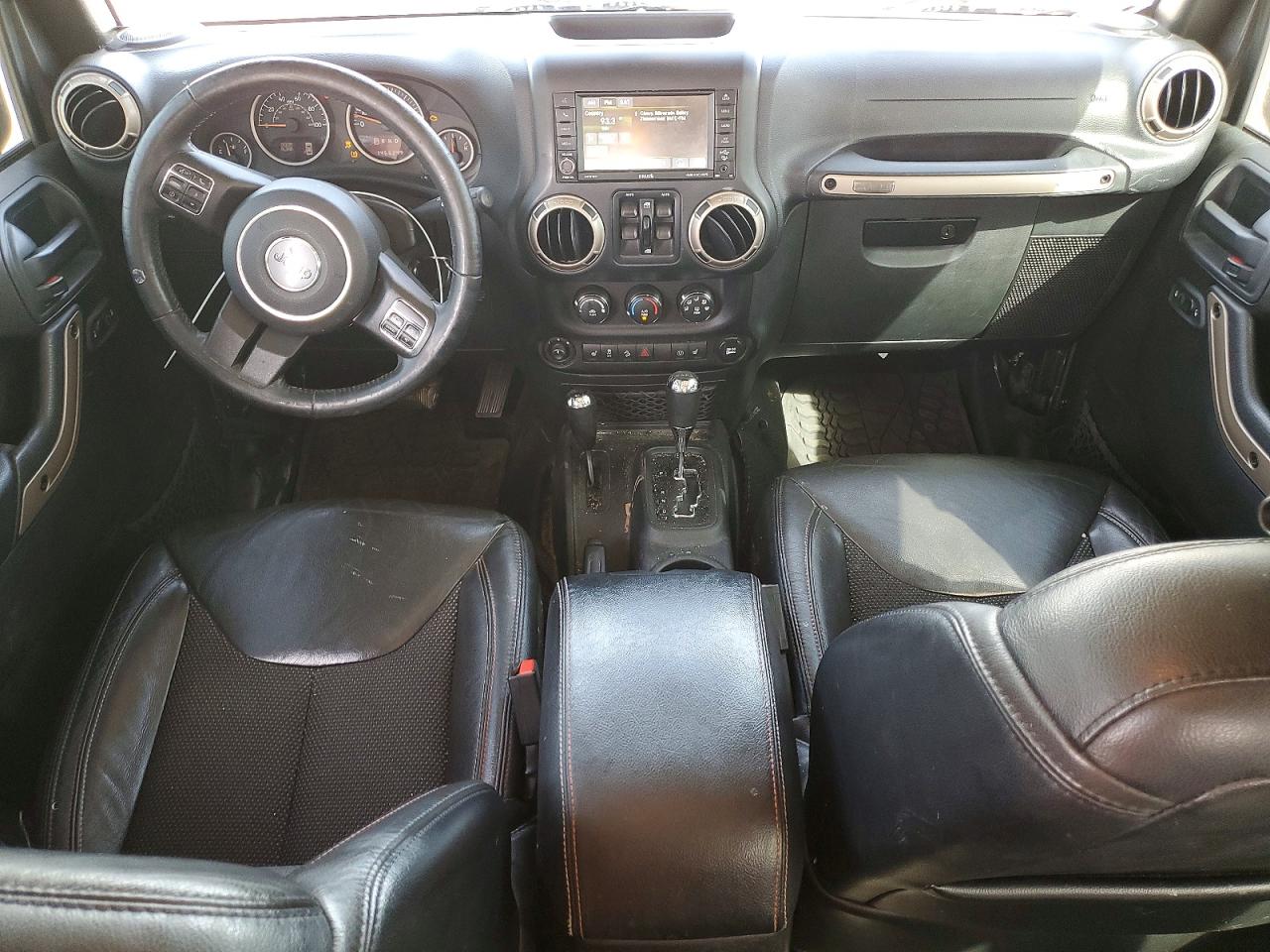 2016 JEEP WRANGLER UNLIMITED SAHARA photo 8