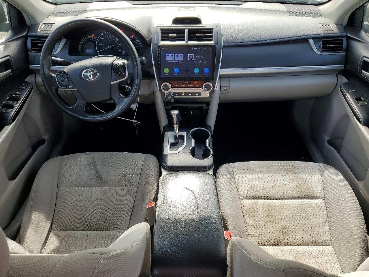 2014 TOYOTA CAMRY L photo 8
