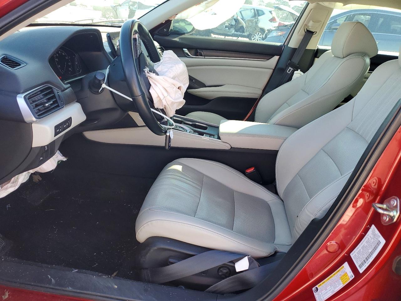 2020 HONDA ACCORD TOURING HYBRID photo 13
